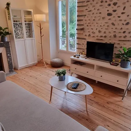 Apartment Chaleureux En Centre-ville - Parking Pau